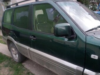 Nissan Terrano 2