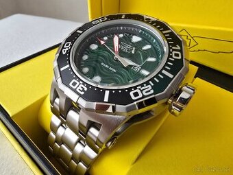 Invicta Master Of Ocean green