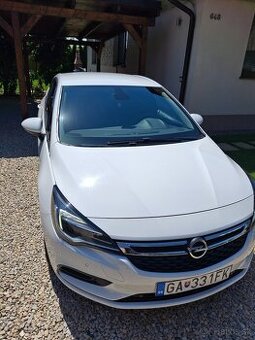 Opel Astra K 1.4 Turbo (benzín)
