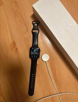 Apple Watch Series 5 44mm Space Gray