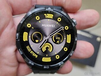 Huawei Watch GT 4 46 mm, kupene v NAYke, zaruka do 2/2027