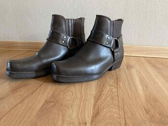 Kovbojské/motorkárske čižmy