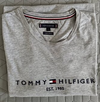 Tommy Hilfiger / Nike