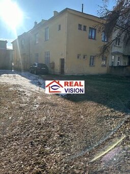 Predaj obchodno administratívna budova Poprad, Námestie Svät