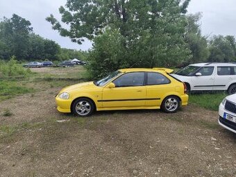 Honda Civic Karoséria " Foto na povšimnutie