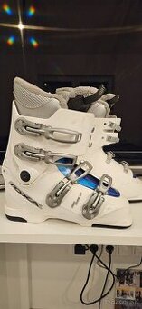 dámske lyžiarky Roxa