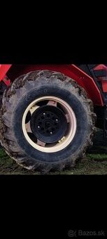 Pneumatiky(kolesá) 16.9-28 výmena