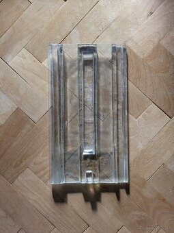 presvetlovacia sklenena skridla