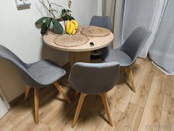 Predám kuchynské stoličky