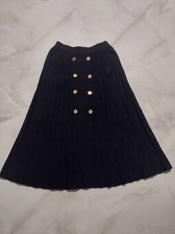 Vlnená plisovaná sukňa