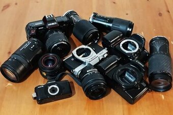 FOTO konvolut - NIKON, PENTAX, CANON, YASHICA...