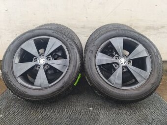 5X112 R16 ŠKODA-BLACK ZIMNE PNEU 205/60 R16