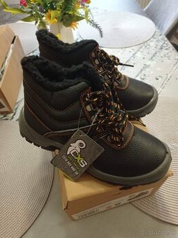 Zimná pracovná obuv CXS 38,39