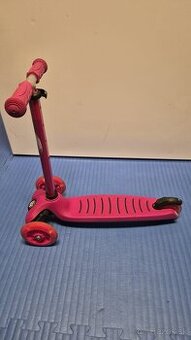 Detská kolobežka s LED kolieskami