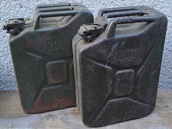 Predam vojenske kanistre 20.litrove