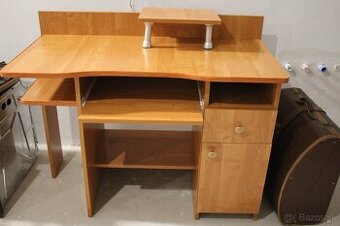PC stolík do detskej, do kancelárie...
