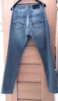 Predám pánske rifle „MAVI JEANS“ - skrátená dĺžka 30