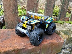 Lego Technic 42034 - Štvorkolka so zotrvačným motorom