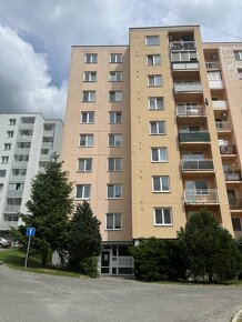 Predám 3-izbový byt na sídlisku JUH v Trenčíne