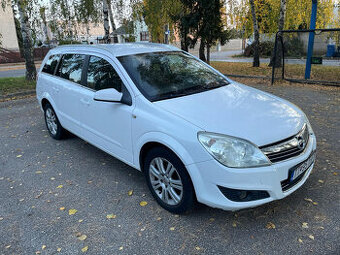 Predám Opel Astra Combi 1.7Diesel - 2010