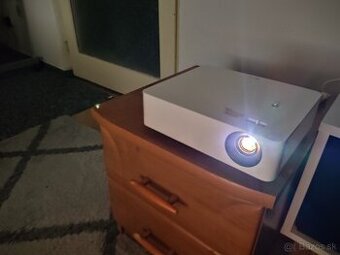 Full HD Led projektor LG PF610P