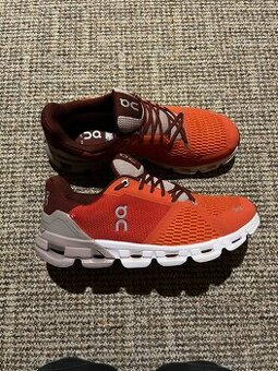 4x On Running Cloud Hi WP, velikost 42
