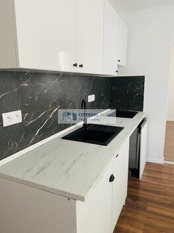 Ponúkame na predaj moderný, kompletne prerobený 1 izbový byt