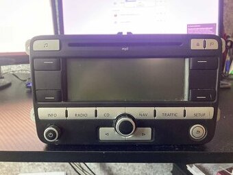 VW Turan originál autoradio
