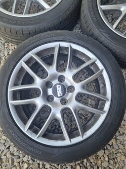 Predám pneu 225/45 r18 Nokian