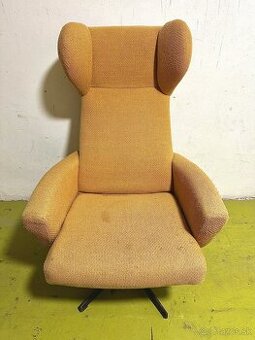 Retro kreslo ušiak