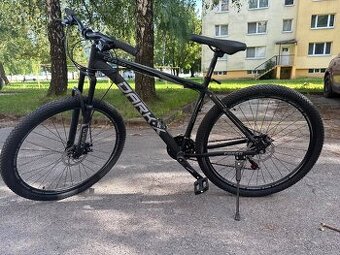 Ponúkam na predaj úplne nový horský bicykel