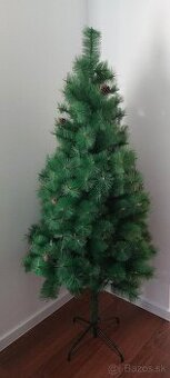 Vianočný stromček borovica