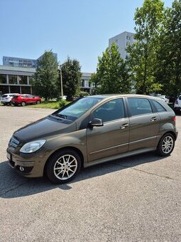 Predám Mercedes-Benz B 180 CDI - 1