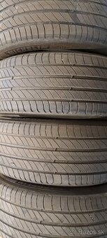 Predám 4ks jazdené letné 205/55r17-91V Michelin