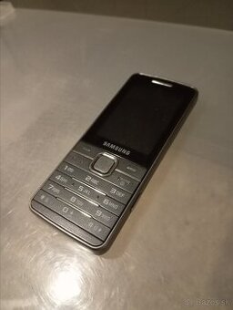 Mobilný telefón Samsung