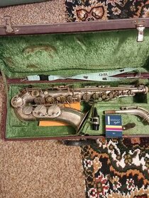 Saxofón - 1
