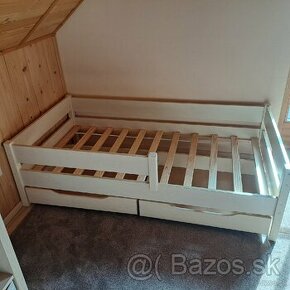 Detska postel 160x80, matrac, plachty, podlozka, mantinel