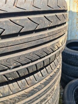 215/55R 17 lente