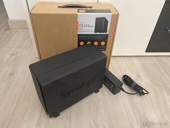 Synology DS216play NAS bez diskov