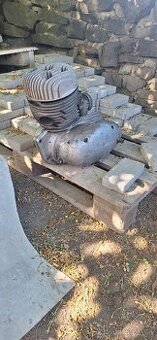 Motor jawa 250/592
