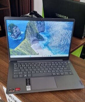 Lenovo IdeaPad 3 82KT00GHCK
