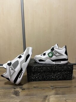 Jordan 4 Retro Military Black - 1