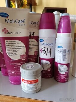 hygienické potreby, plienky na ošetrovanie ležiacich