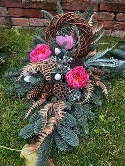 Dušičkové aranžmány