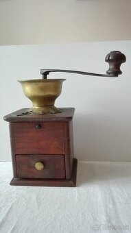 Starý mlýnek na kávu - 19. století