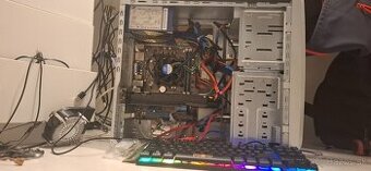 Predam rýchly lacní buget ofice pc