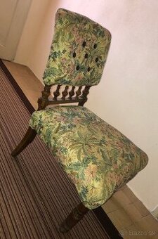 Starožitné kreslo