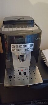 Predam DeLonghi Magnifica S - 1