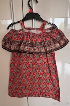 Krásne šaty Zara plus botasky