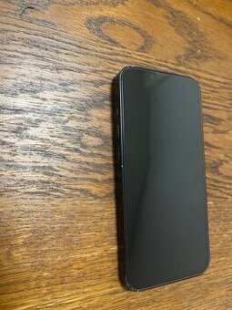 Predám iPhone 14 vo farbe Midnight 128GB